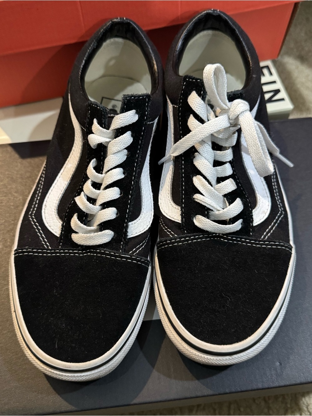 Vans Old Skool Shoe Womens Size 7